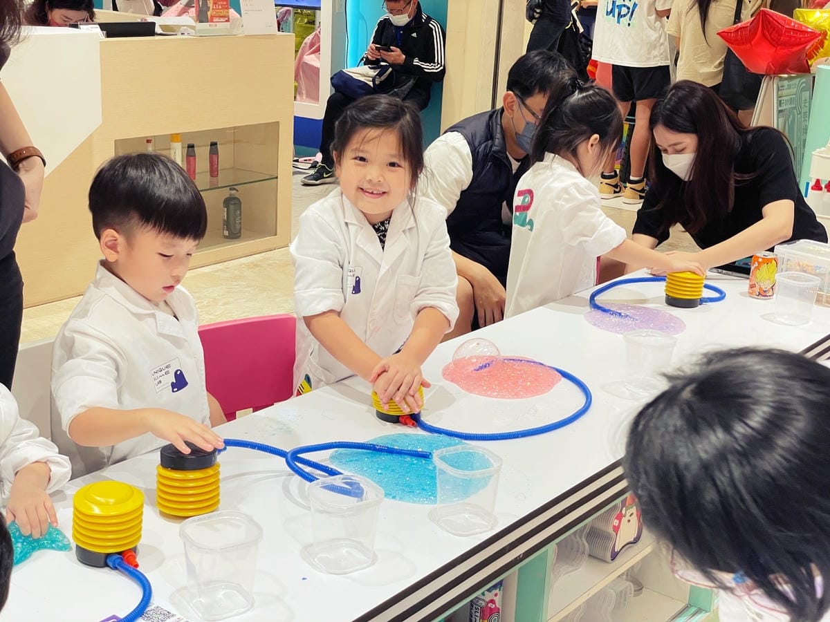 好玩的「Unique Slime Lab史萊姆實驗室」一起動 好玩的「Unique Slime Lab史萊姆實驗室」一起動