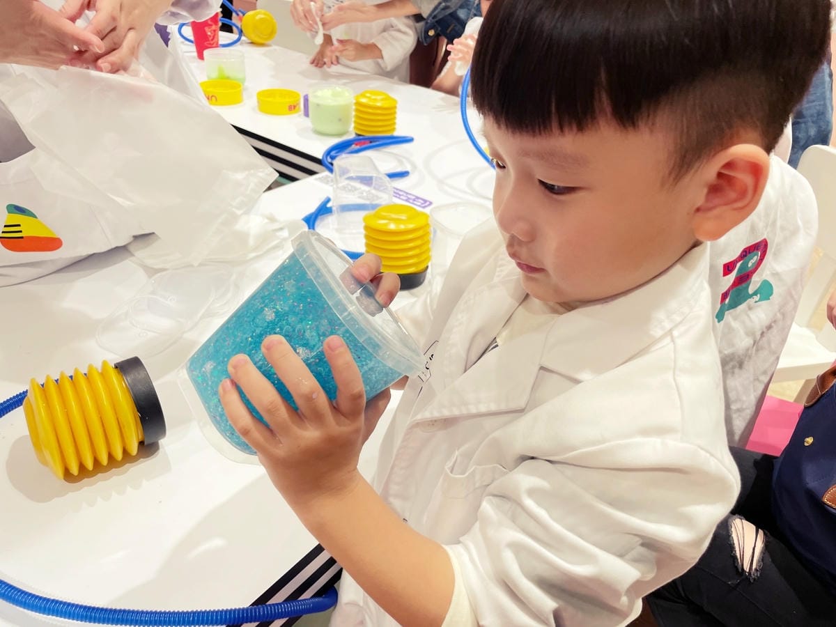 好玩的「Unique Slime Lab史萊姆實驗室」一起動 好玩的「Unique Slime Lab史萊姆實驗室」一起動