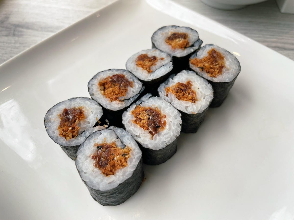 台中輕井澤品牌「三山燒肉」白色系網美風燒肉店。 台中輕井澤品牌「三山燒肉」白色系網美風燒肉店。