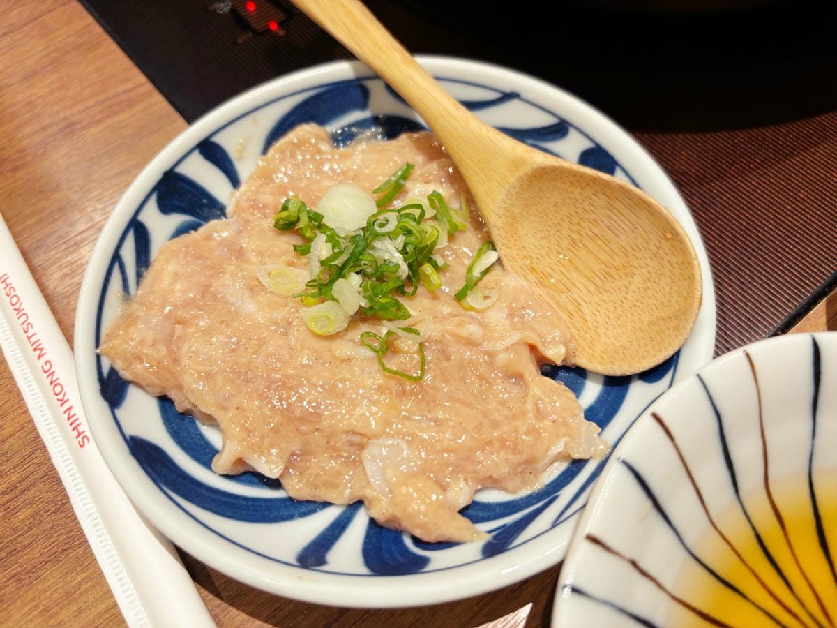 台南新天地「黑毛屋」湯頭濃郁、還有限定的柚子鍋喔!! 台南新天地「黑毛屋」湯頭濃郁、還有限定的柚子鍋喔!!