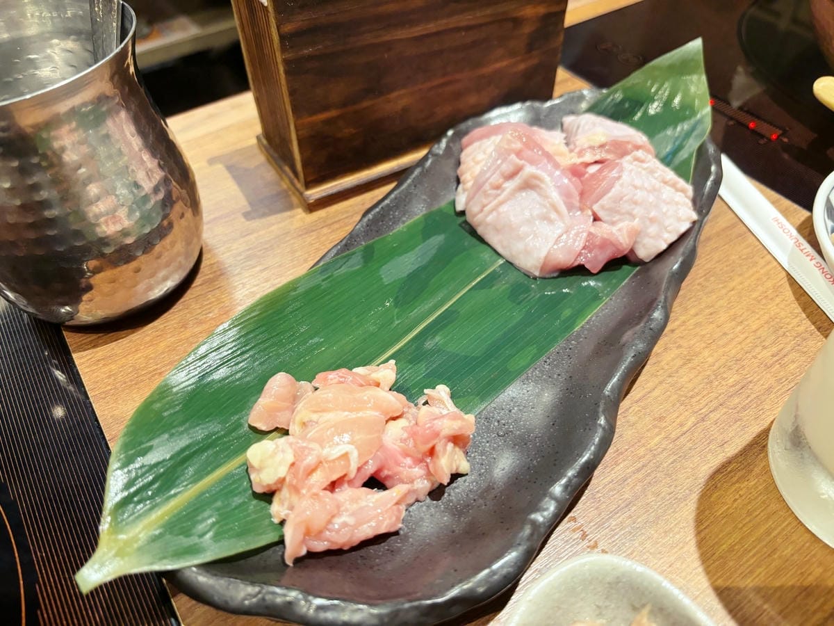 台南新天地「黑毛屋」湯頭濃郁、還有限定的柚子鍋喔!! 台南新天地「黑毛屋」湯頭濃郁、還有限定的柚子鍋喔!!