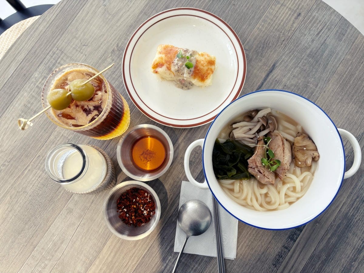 高雄美術館「著著咖啡The The Cafe」美式風格、早餐 高雄美術館「著著咖啡The The Cafe」美式風格、早餐