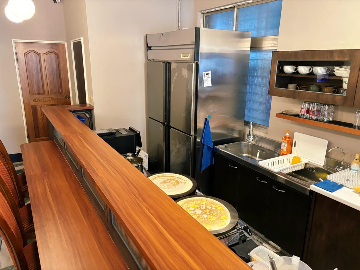 高雄新崛江「卷季」日式喫茶店裡吃台式可麗餅。 高雄新崛江「卷季」日式喫茶店裡吃台式可麗餅。