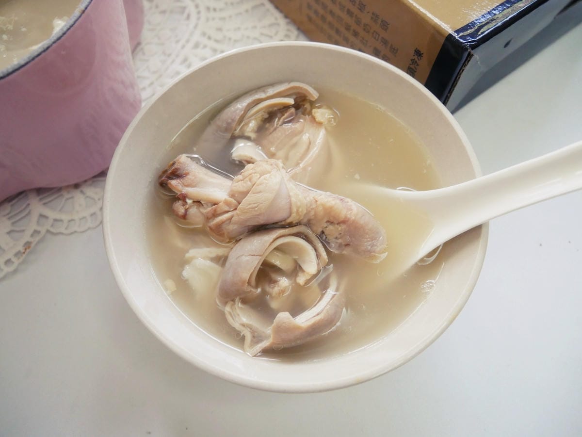 暖心鍋物「十味觀-海峽會胡椒豬肚雞鍋」濃醇湯頭不油膩!! 暖心鍋物「十味觀-海峽會胡椒豬肚雞鍋」濃醇湯頭不油膩!!