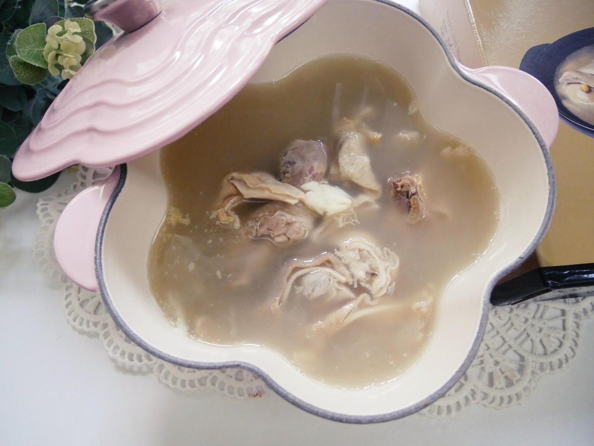 暖心鍋物「十味觀-海峽會胡椒豬肚雞鍋」濃醇湯頭不油膩!! 暖心鍋物「十味觀-海峽會胡椒豬肚雞鍋」濃醇湯頭不油膩!!