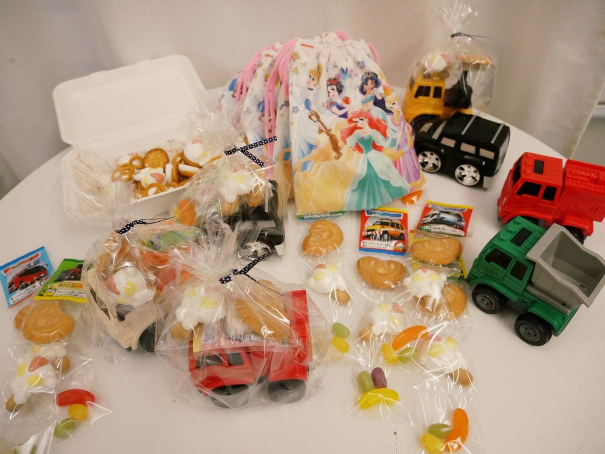 自製「幼兒園生日分享禮」一起慶祝Alston又長大一歲啦♡ 自製「幼兒園生日分享禮」一起慶祝Alston又長大一歲啦♡