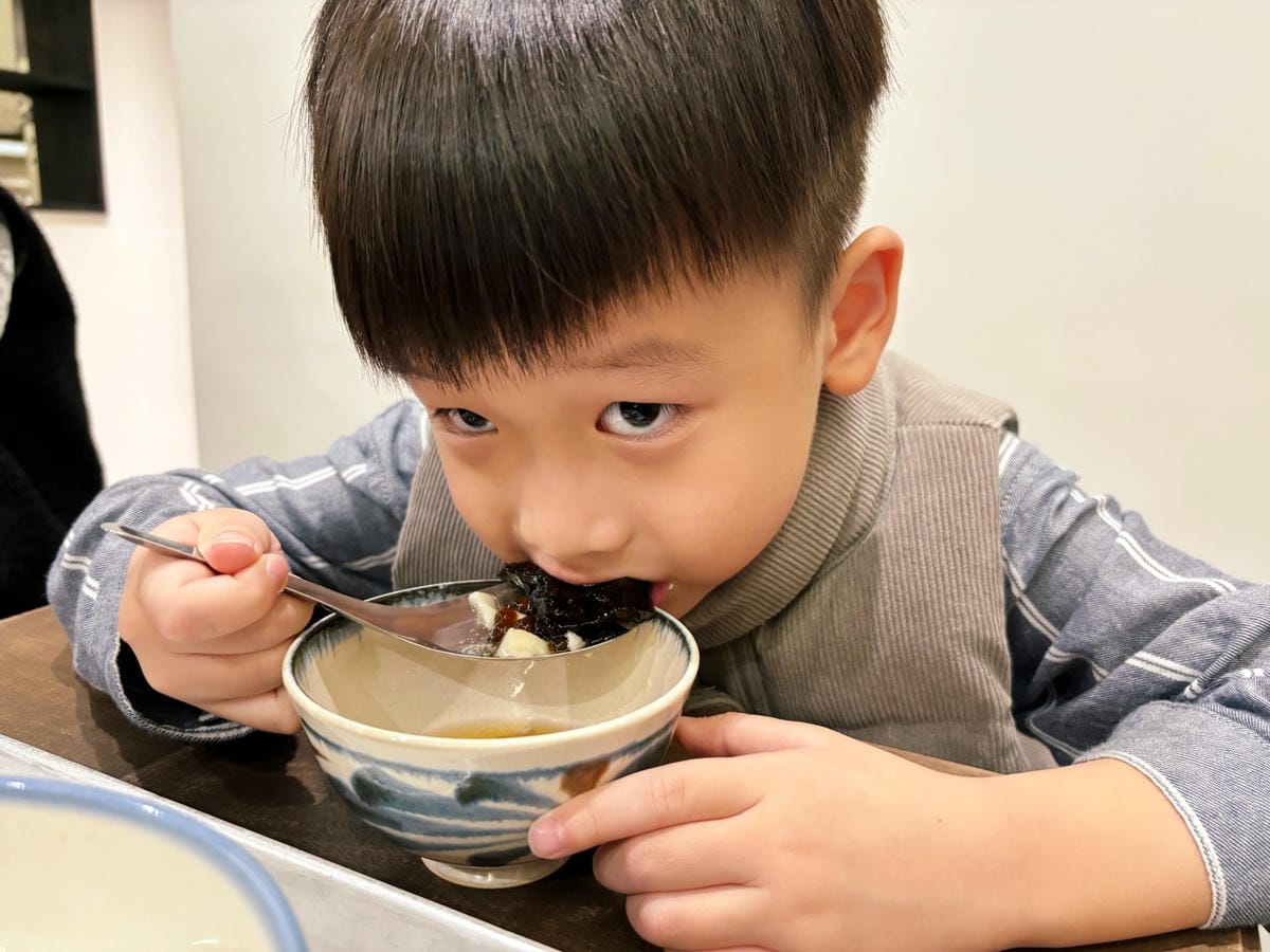 台北中山商圈「榕美樹館」簡約文青風豆花店。 台北中山商圈「榕美樹館」簡約文青風豆花店。