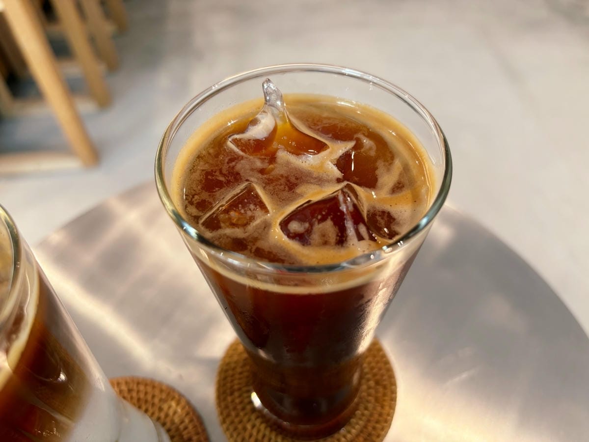 高雄漢神本館「Coffee Ring」侘寂風咖啡店。