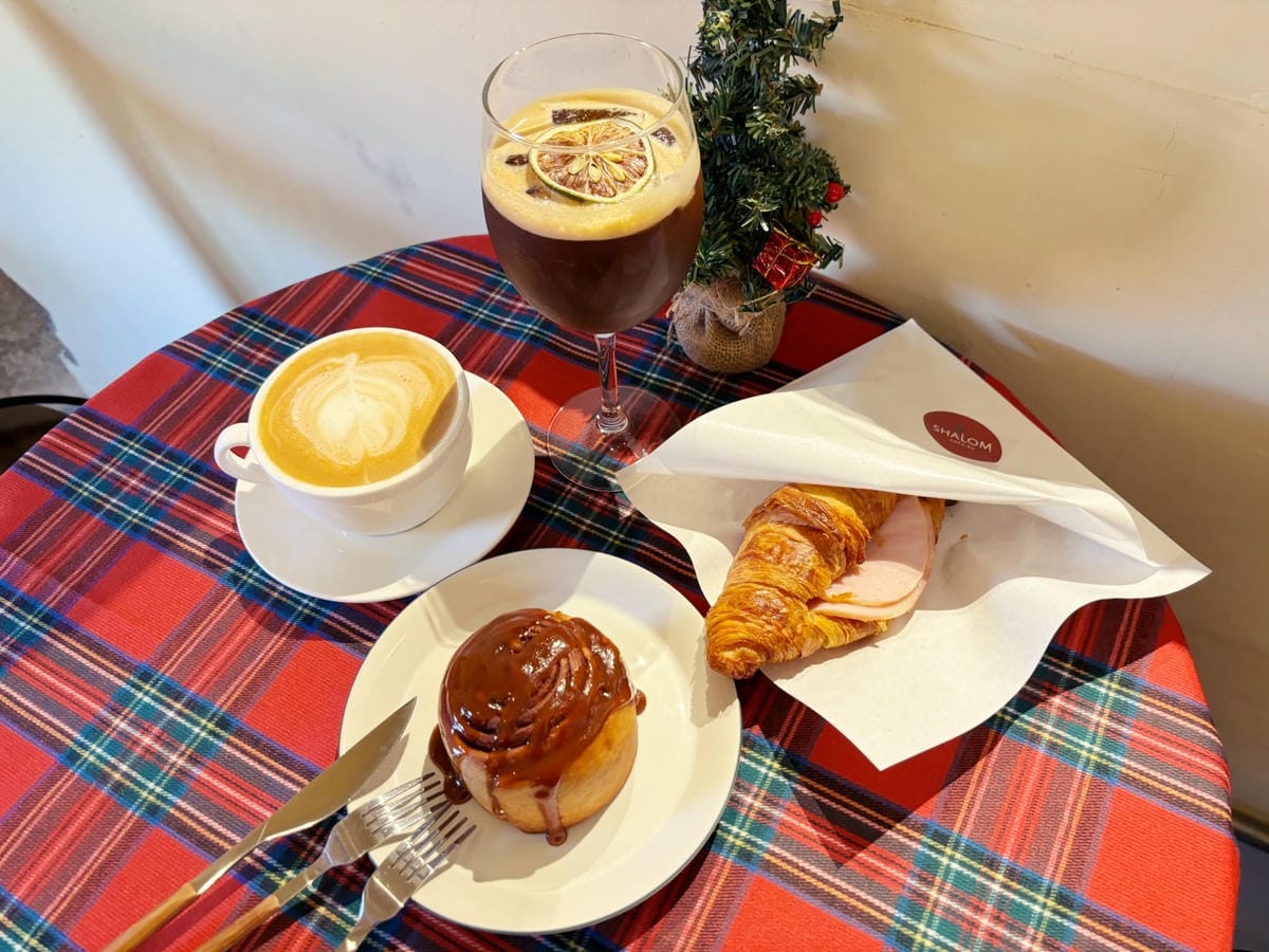 高雄大寮「Shalom Cafe願你平安咖啡」歐式小鎮風~ 高雄大寮「Shalom Cafe願你平安咖啡」歐式小鎮風~