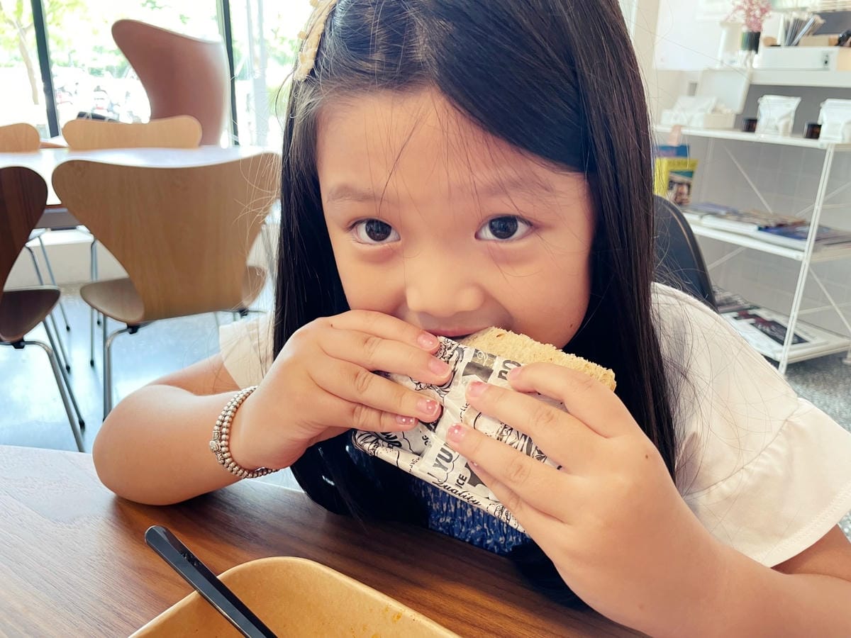 高雄美術館「Space Cafe」北歐傢俱迷必來!! 高雄美術館「Space Cafe」北歐傢俱迷必來!!