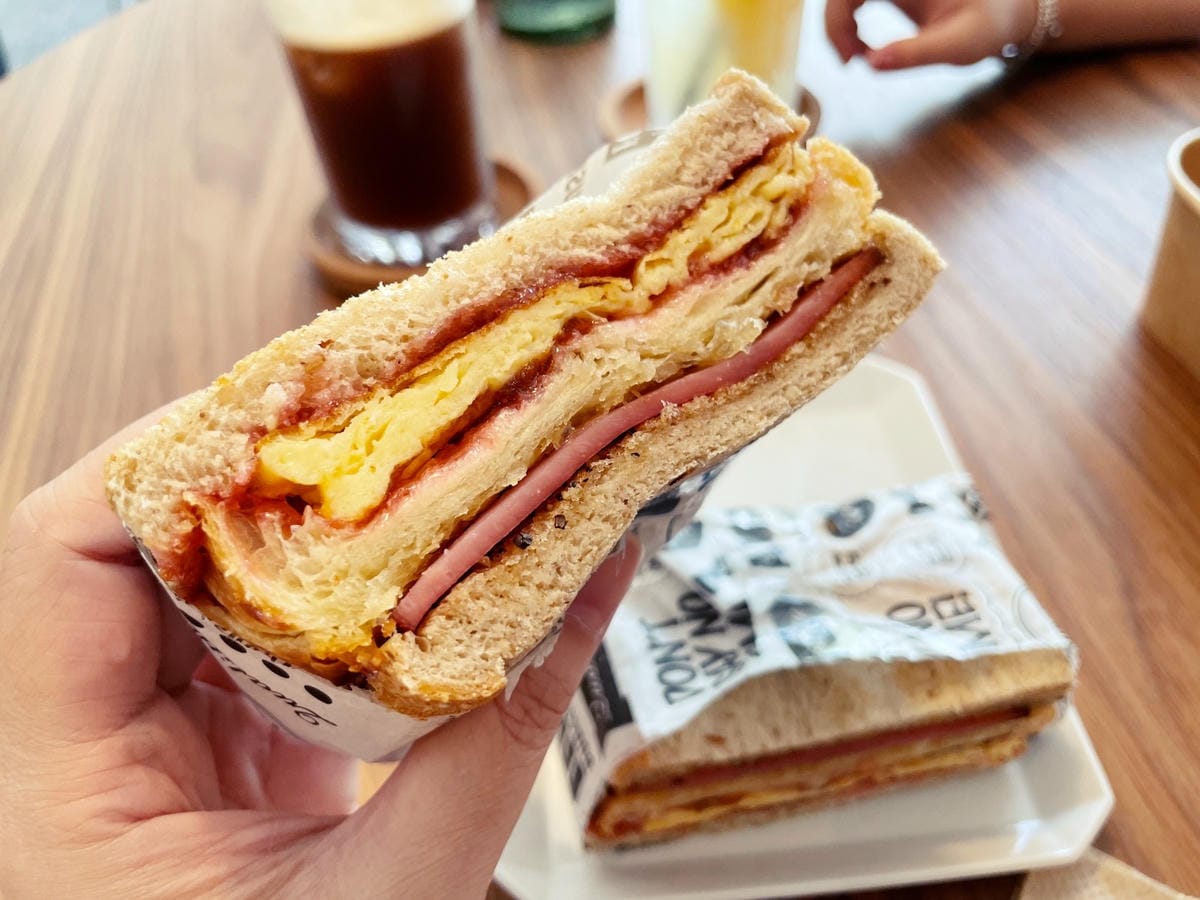高雄美術館「Space Cafe」北歐傢俱迷必來!! 高雄美術館「Space Cafe」北歐傢俱迷必來!!