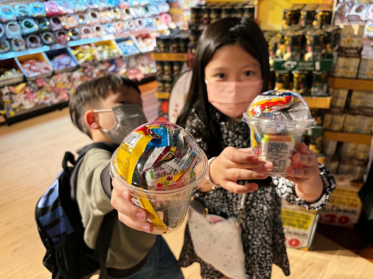 台北「唐吉軻德CITY LINK 南港店」小孩愛的零食塞到飽 台北「唐吉軻德CITY LINK 南港店」小孩愛的零食塞到飽