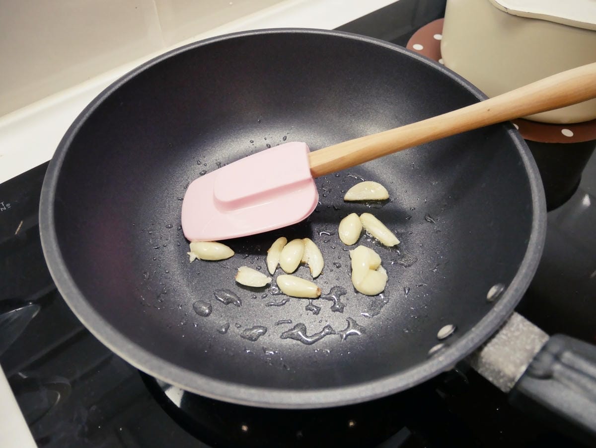 [My Little Kitchen] 好鮮美「芹菜炒蝦仁」
