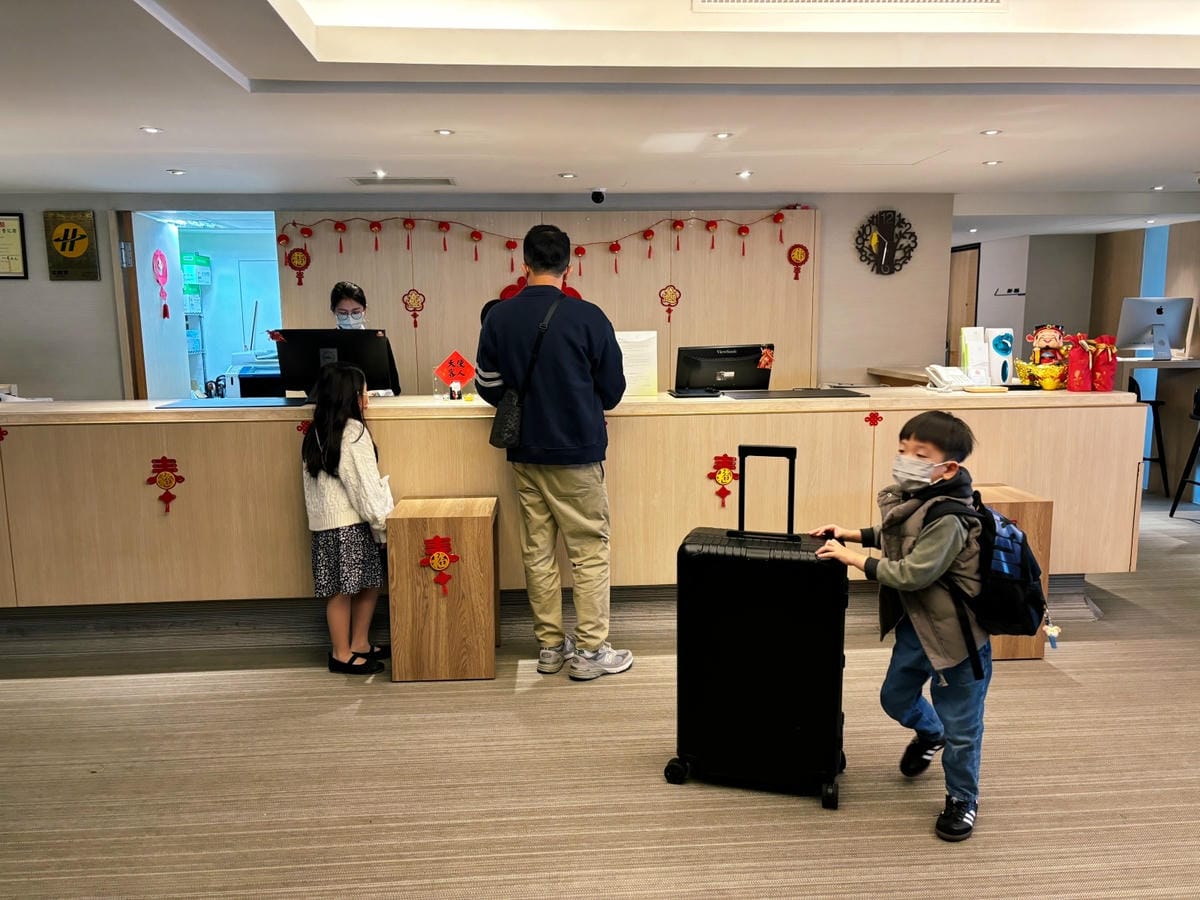 台北中山商圈「老爺會館-台北南西館」地點佳、交通方便。 台北中山商圈「老爺會館-台北南西館」地點佳、交通方便。
