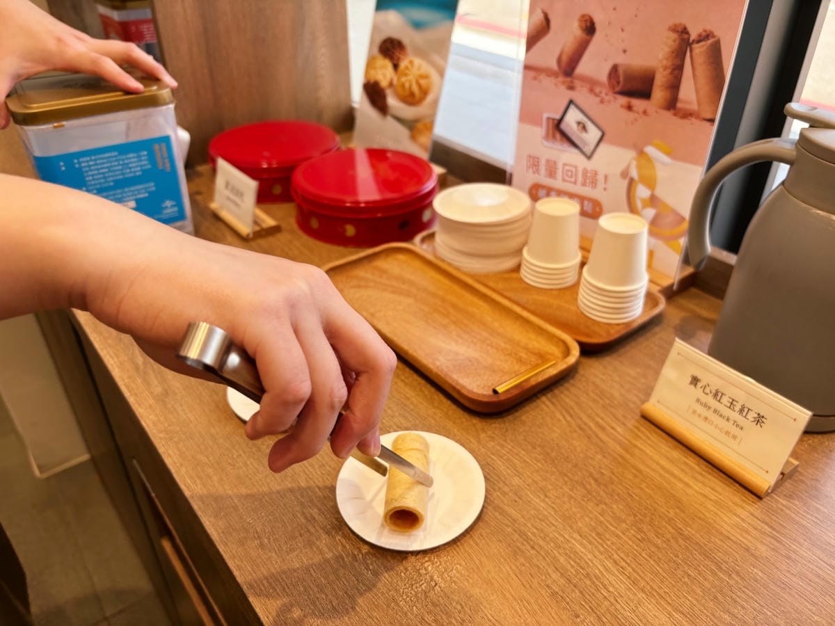 送禮推薦「實心蛋捲」過年、端午、中秋甚至彌月都有禮盒喔!! 送禮推薦「實心蛋捲」過年、端午、中秋甚至彌月都有禮盒喔!!