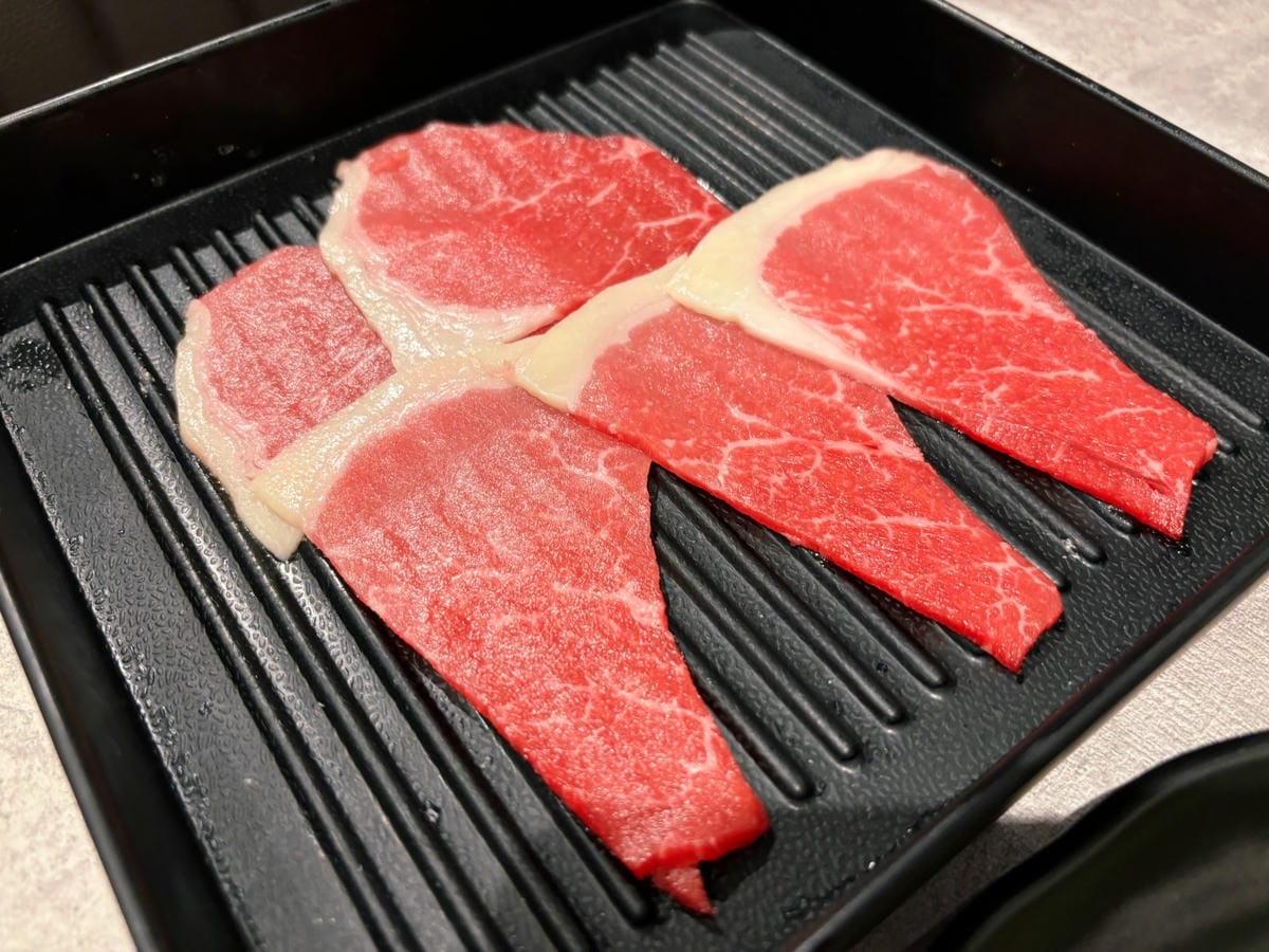 高雄巨蛋「肉次方燒肉放題」大口吃肉時間到!! 高雄巨蛋「肉次方燒肉放題」大口吃肉時間到!!