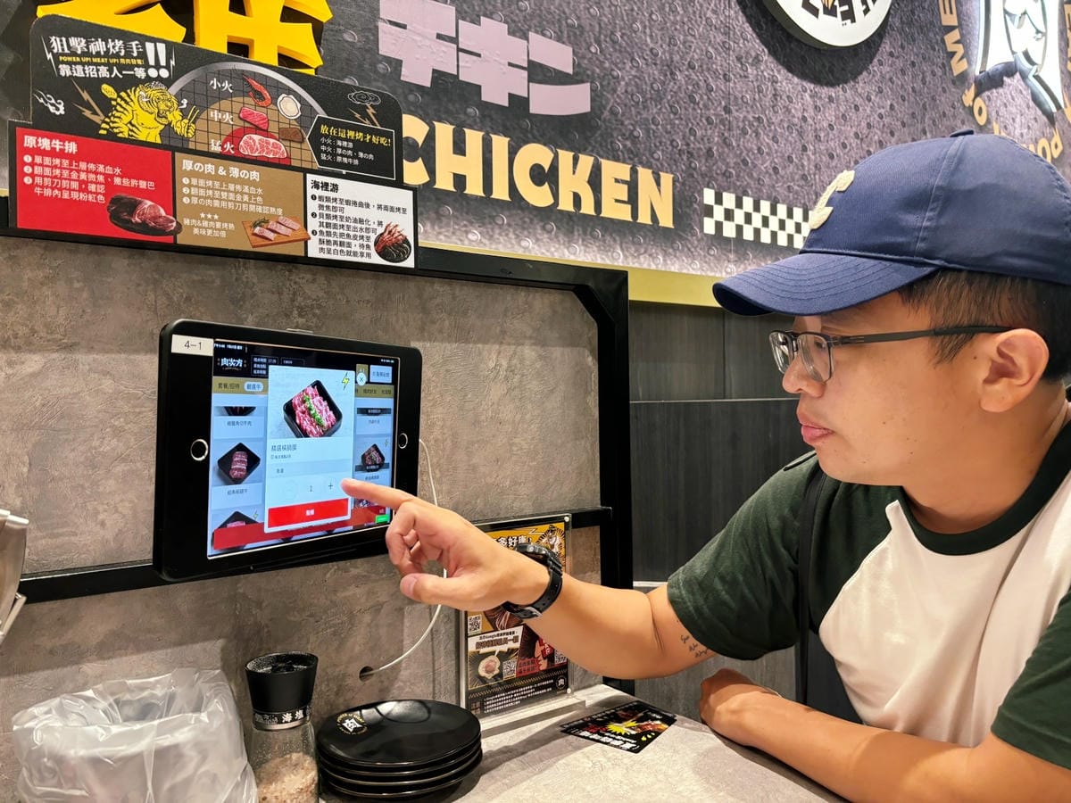 高雄巨蛋「肉次方燒肉放題」大口吃肉時間到!! 高雄巨蛋「肉次方燒肉放題」大口吃肉時間到!!