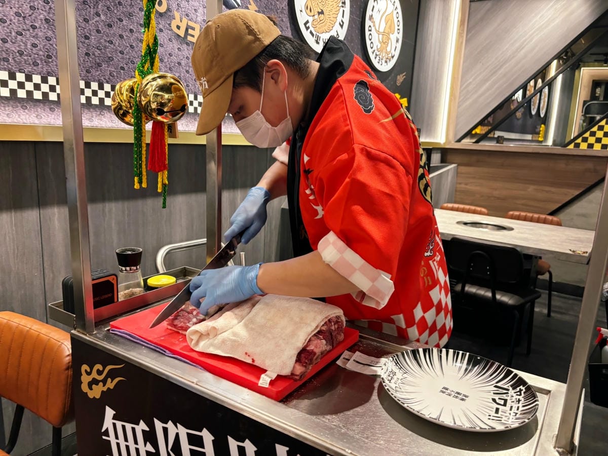 高雄巨蛋「肉次方燒肉放題」大口吃肉時間到!! 高雄巨蛋「肉次方燒肉放題」大口吃肉時間到!!