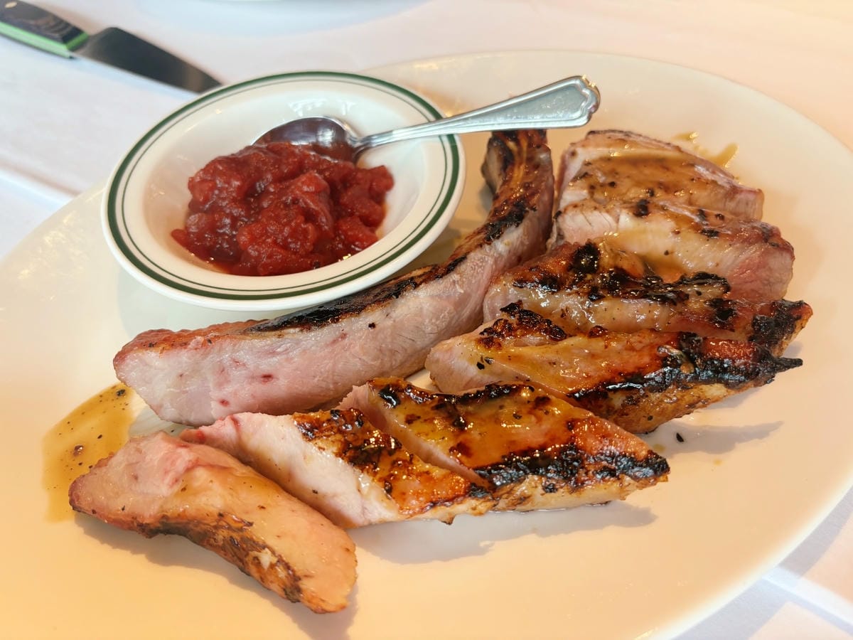 台中「Smith & Wollensky牛排館」股神巴菲特最 台中「Smith & Wollensky牛排館」股神巴菲特最