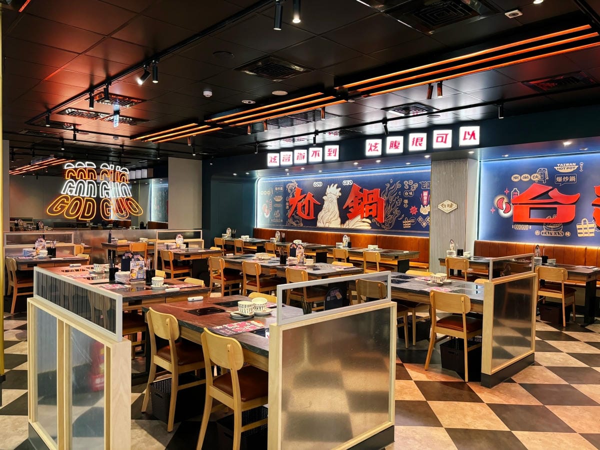 高雄巨蛋「尬鍋台式潮鍋」台式湯頭、蔬菜飲料自助吧!! 高雄巨蛋「尬鍋台式潮鍋」台式湯頭、蔬菜飲料自助吧!!