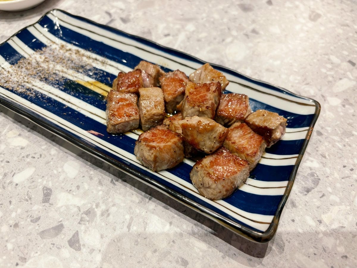高雄巨蛋「就饗鐵板燒」王品旗下平價鐵板燒新選擇!! 高雄巨蛋「就饗鐵板燒」王品旗下平價鐵板燒新選擇!!