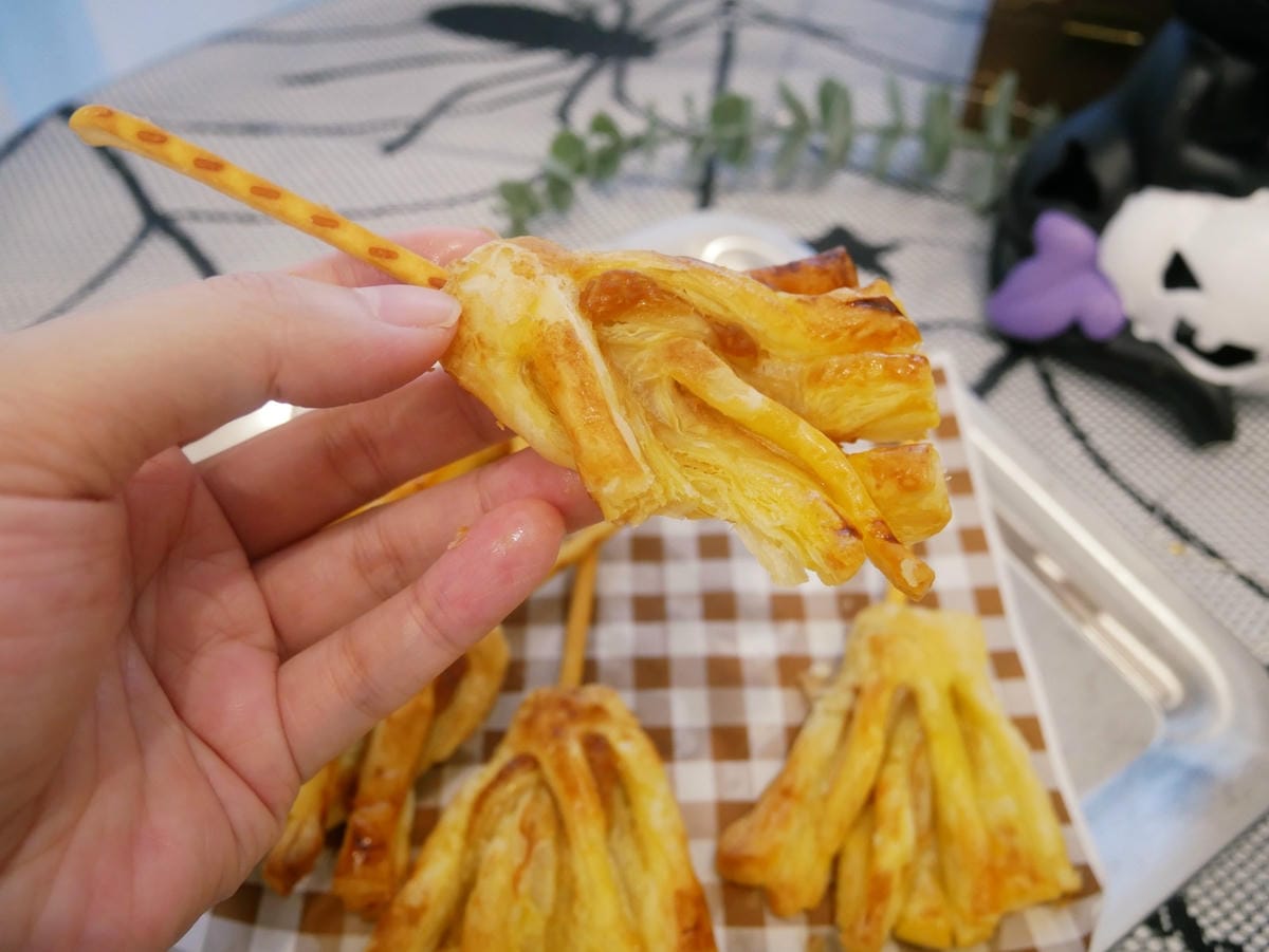 [My Little Kitchen] 好上手「女巫掃把派」