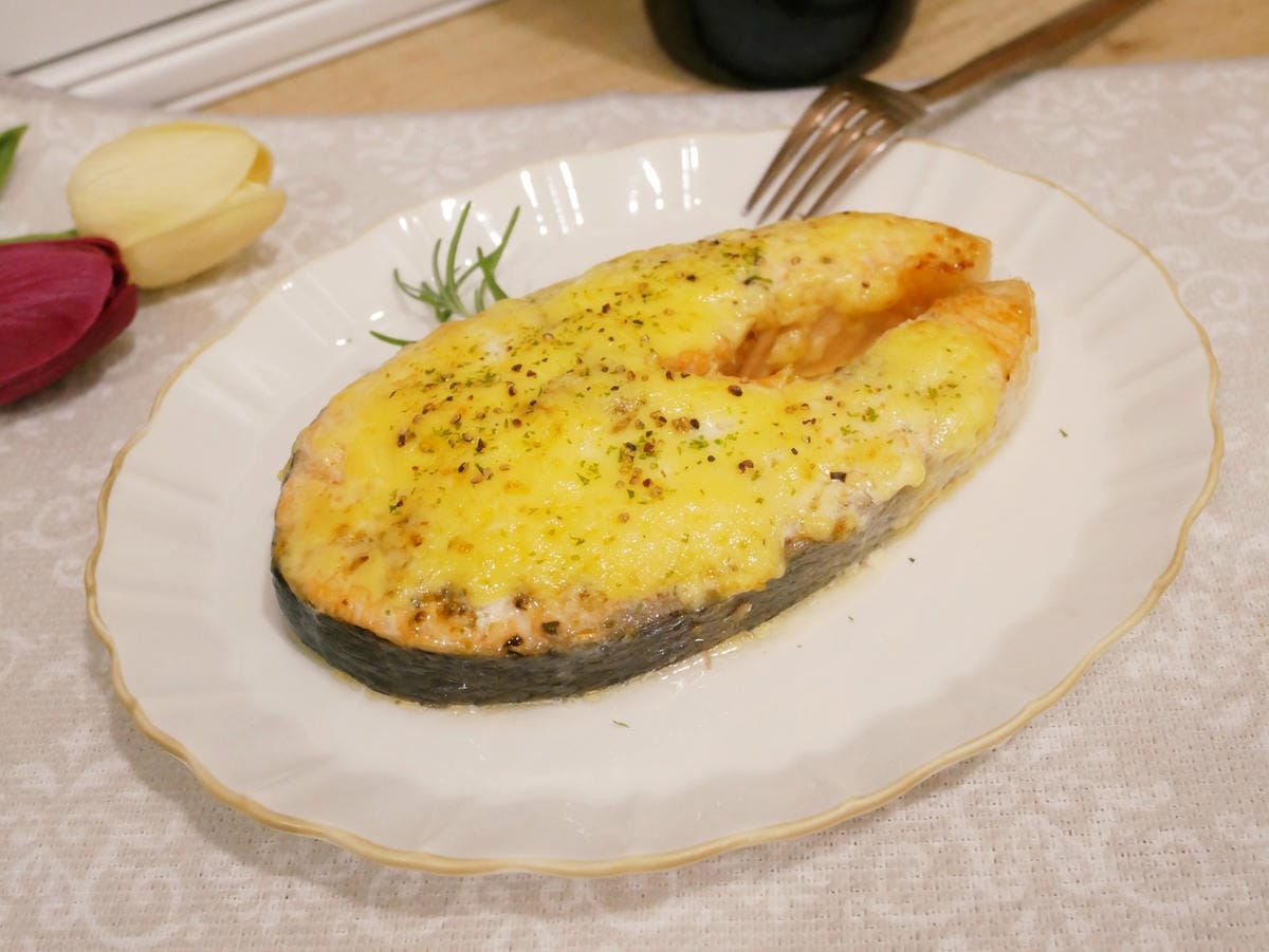 可愛牛奶色「東元10L氣炸烤箱YB1003CB」親子料理~~ 可愛牛奶色「東元10L氣炸烤箱YB1003CB」親子料理~~