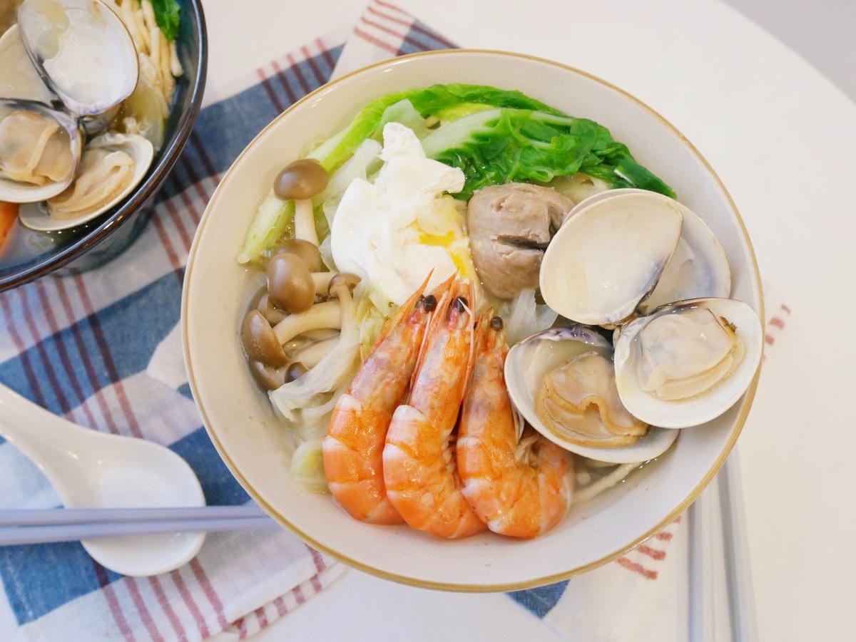 「烹大師」方便做「鍋燒海鮮意麵」鰹魚湯頭鮮甜、簡單好上手!! 「烹大師」方便做「鍋燒海鮮意麵」鰹魚湯頭鮮甜、簡單好上手!!