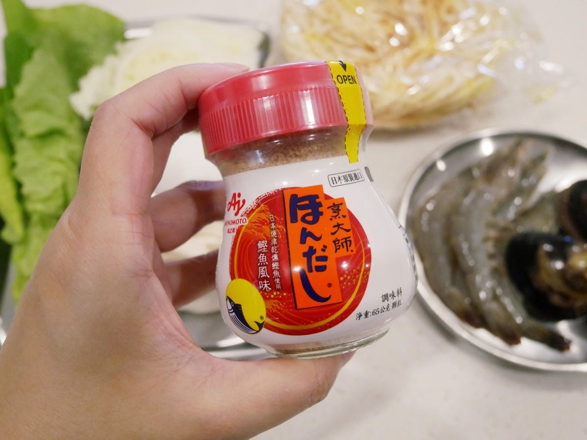 「烹大師」方便做「鍋燒海鮮意麵」鰹魚湯頭鮮甜、簡單好上手!! 「烹大師」方便做「鍋燒海鮮意麵」鰹魚湯頭鮮甜、簡單好上手!!