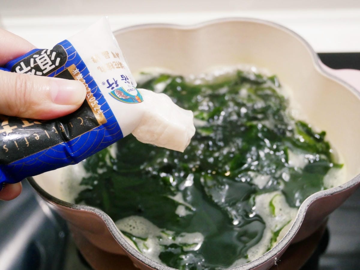 一匙「烹大師」干貝風味,美味即出現!!「蝦滑紫菜湯」鮮甜好喝 一匙「烹大師」干貝風味,美味即出現!!「蝦滑紫菜湯」鮮甜好喝