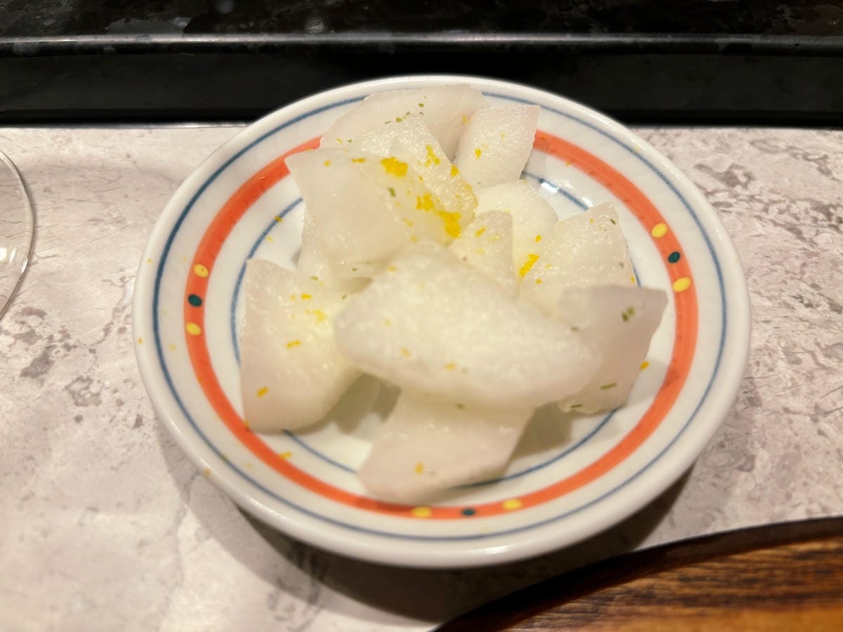 高雄鼓山「初魚鐵板燒美術店」無菜單鐵板燒料理。 高雄鼓山「初魚鐵板燒美術店」無菜單鐵板燒料理。