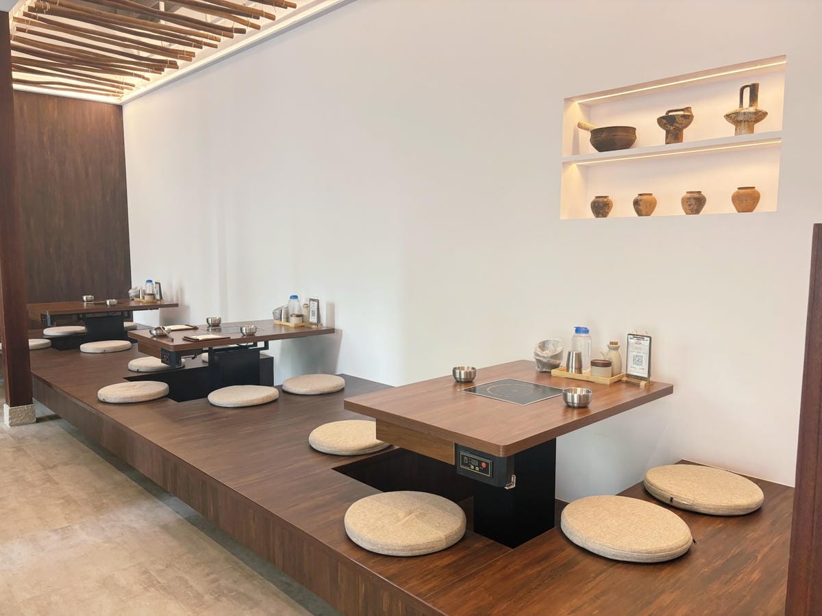 高雄美術館「廣藏一隻雞」溫潤湯頭、喝了暖心頭♡ 高雄美術館「廣藏一隻雞」溫潤湯頭、喝了暖心頭♡