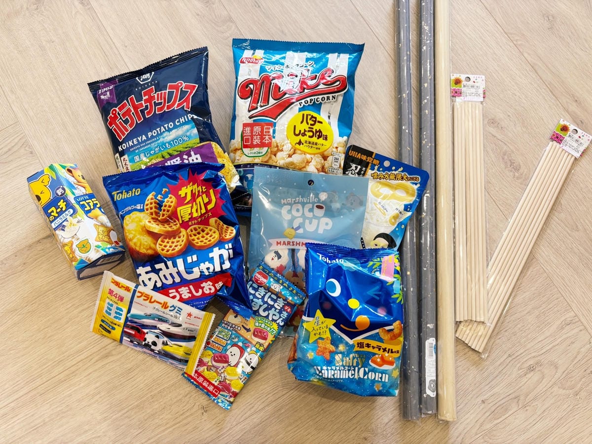 人生第一個畢業典禮花束「自製餅乾零食花束」小孩無法抗拒啊!! 人生第一個畢業典禮花束「自製餅乾零食花束」小孩無法抗拒啊!!