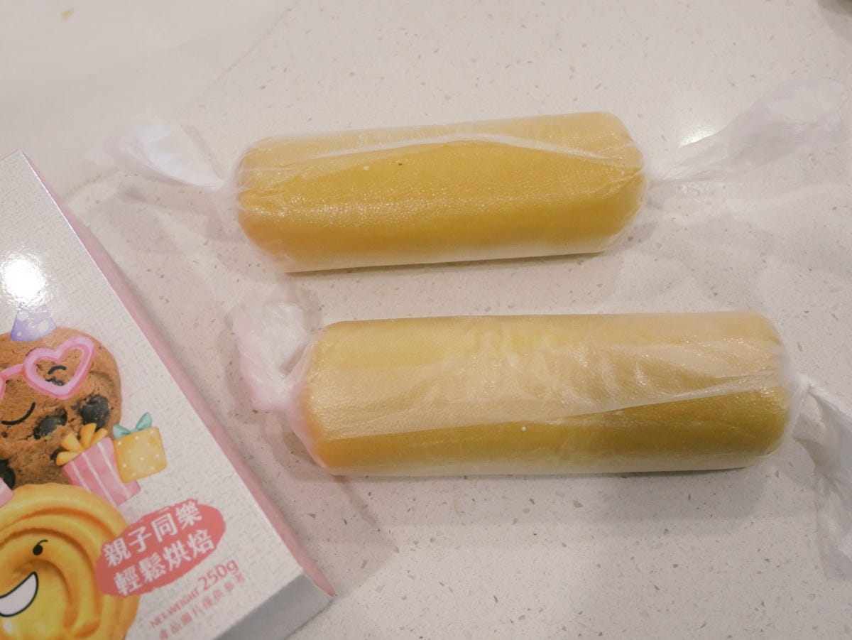 水手牌派脆餅乾粉「臘腸狗杏仁餅乾」免模具、簡單做!! 水手牌派脆餅乾粉「臘腸狗杏仁餅乾」免模具、簡單做!!