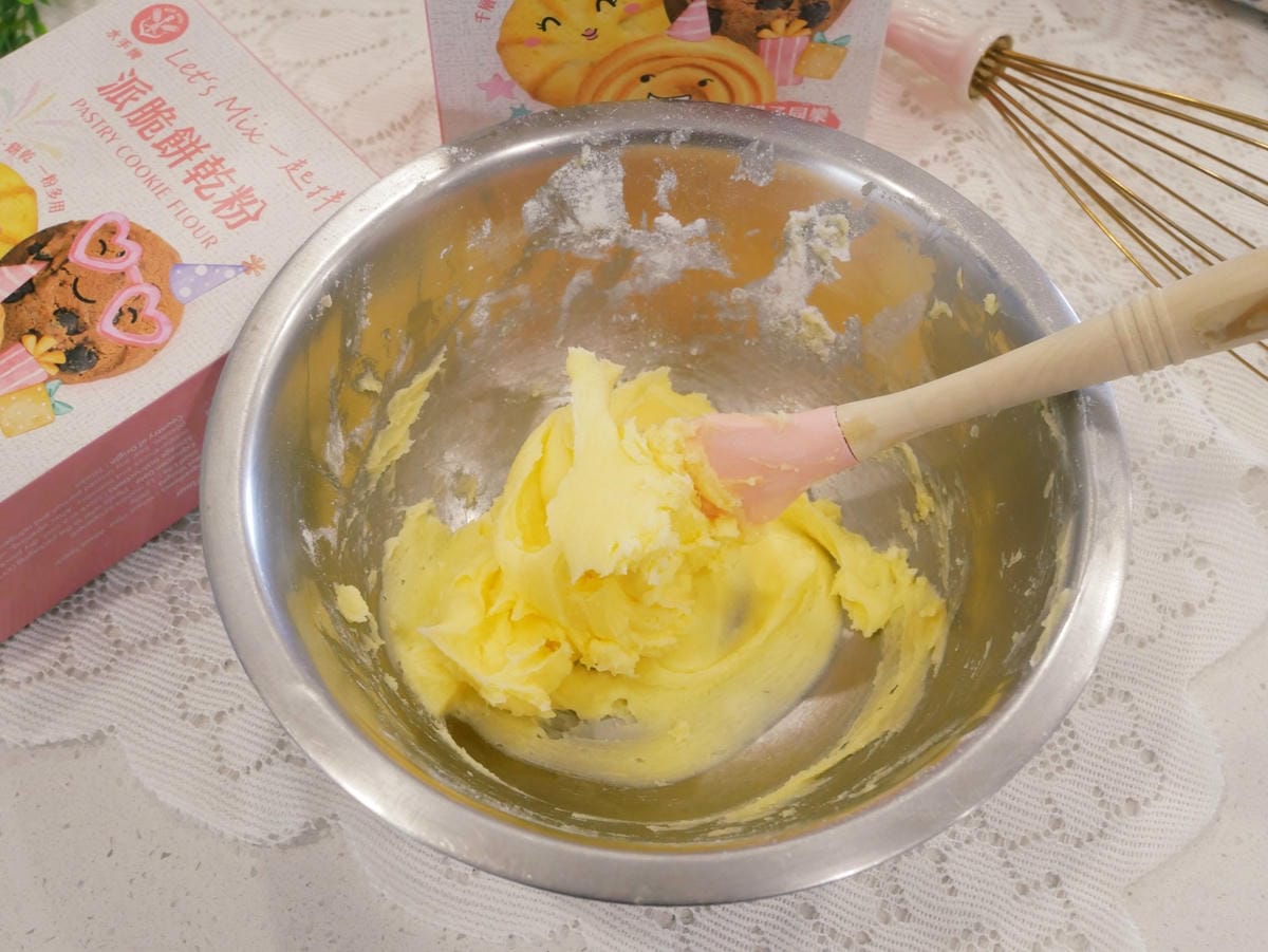 水手牌派脆餅乾粉「臘腸狗杏仁餅乾」免模具、簡單做!! 水手牌派脆餅乾粉「臘腸狗杏仁餅乾」免模具、簡單做!!