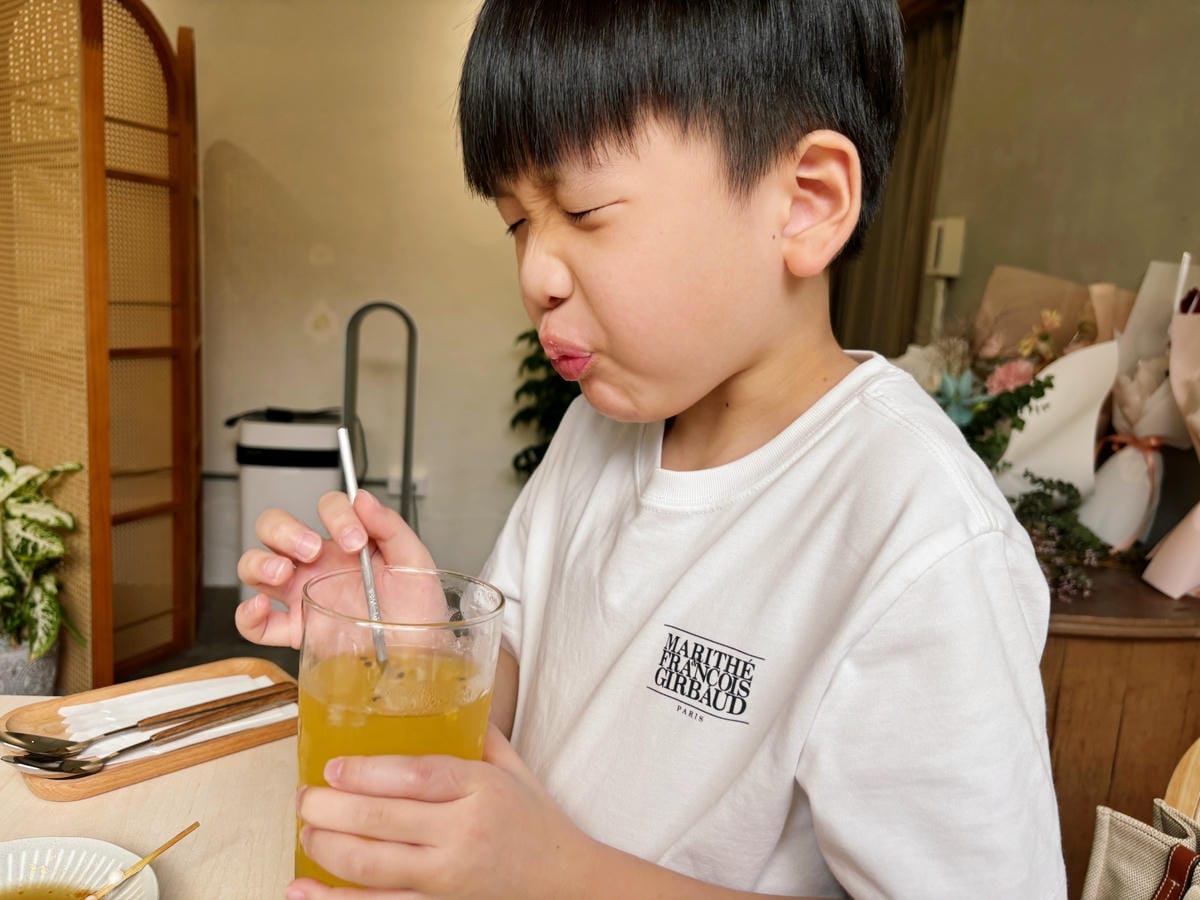 高雄左營「美三川甜品茶屋.花藝設計」超美的花朵最中餅♡ 高雄左營「美三川甜品茶屋.花藝設計」超美的花朵最中餅♡