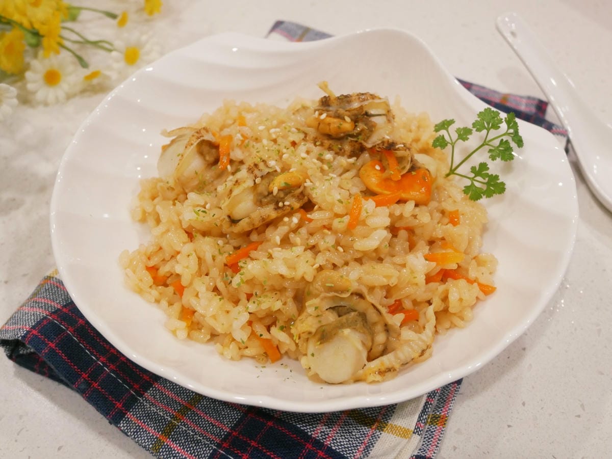 [My Little Kitchen] 電鍋做「帆立貝炊飯」