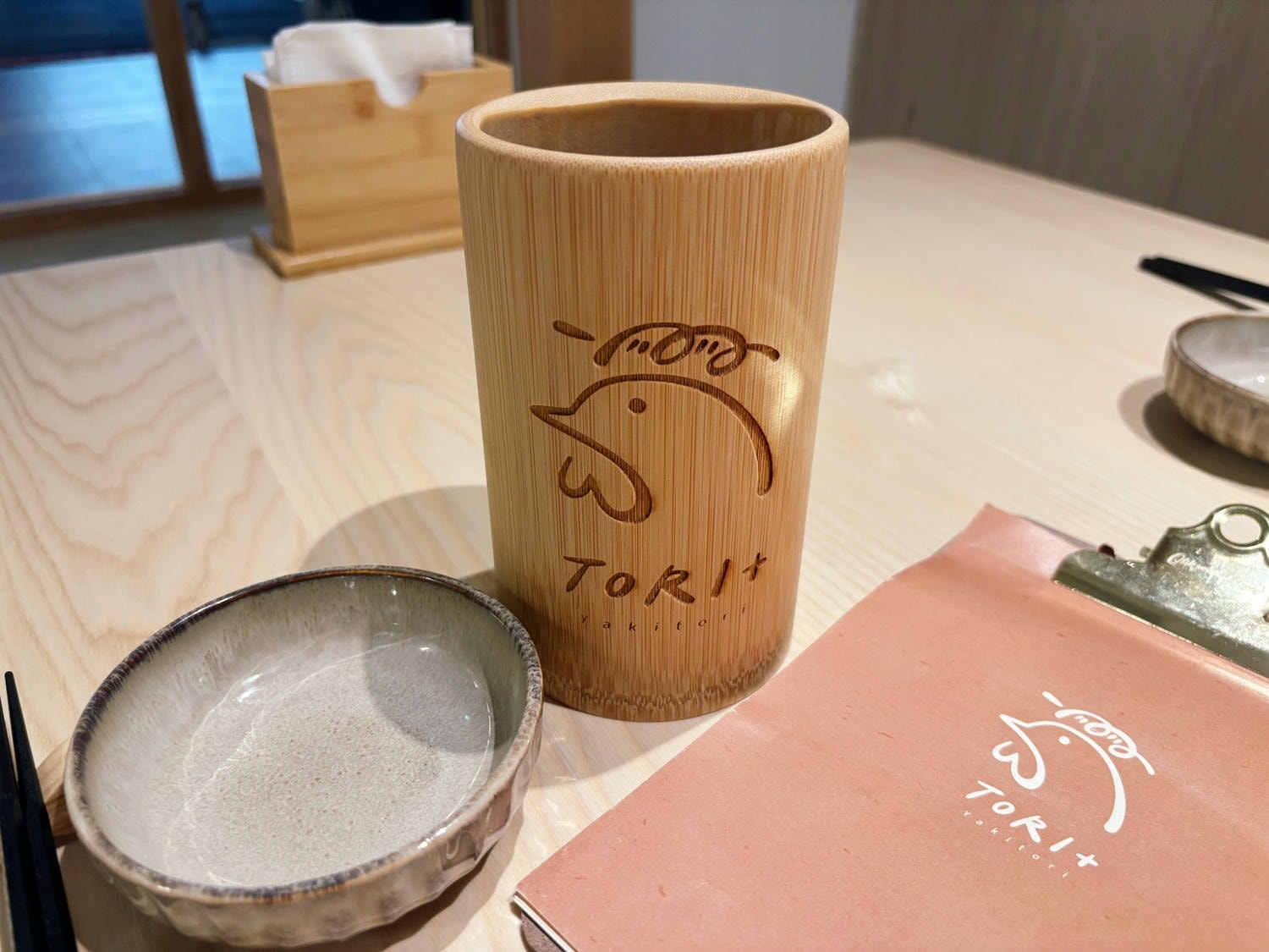 高雄巨蛋「TORI+ 燒鳥專賣店」質感串燒、一雞三十吃！！