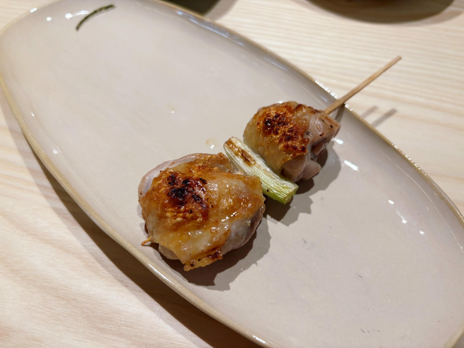 高雄巨蛋「TORI+ 燒鳥專賣店」質感串燒、一雞三十吃！！