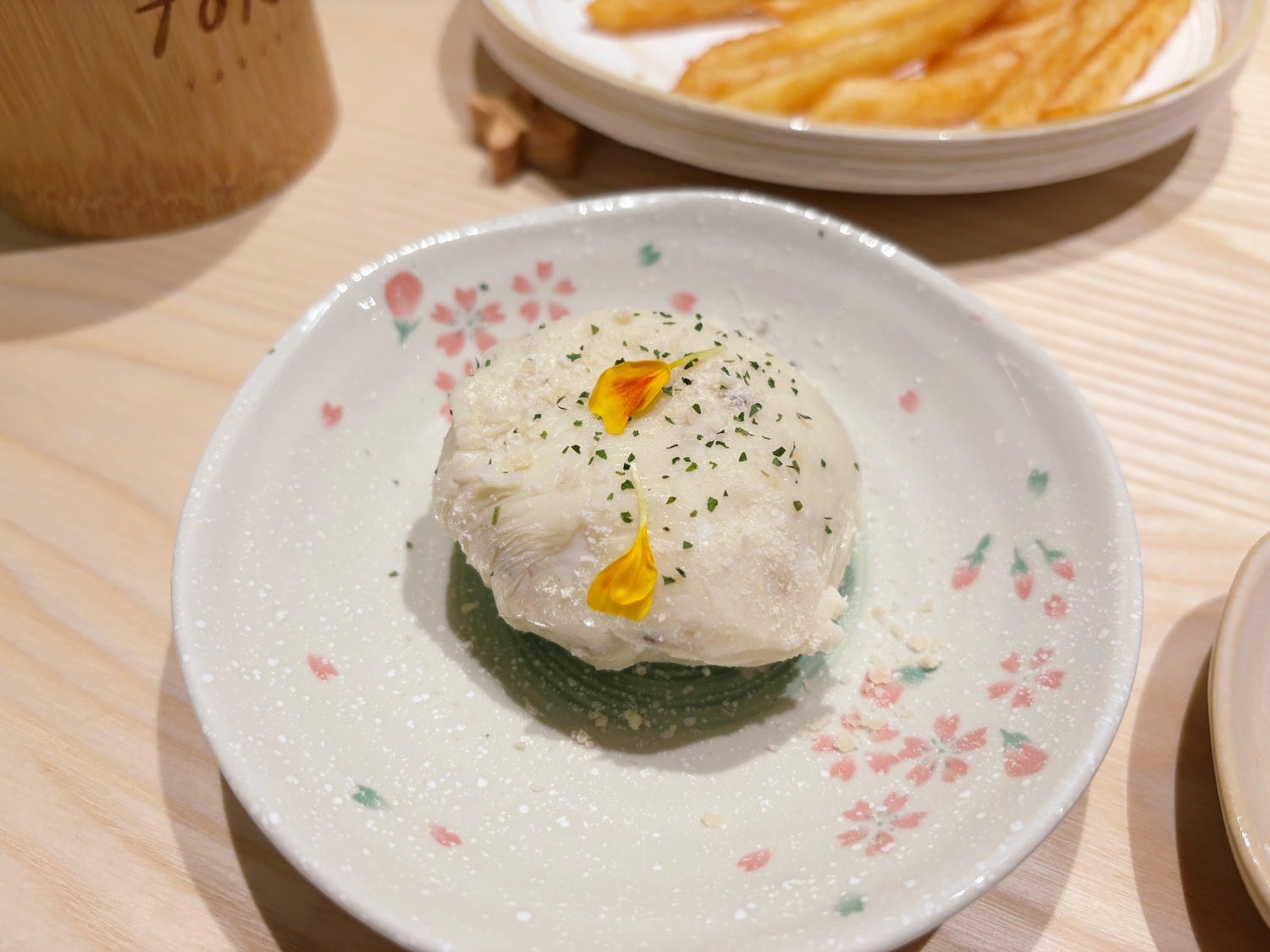 高雄巨蛋「TORI+ 燒鳥專賣店」質感串燒、一雞三十吃！！