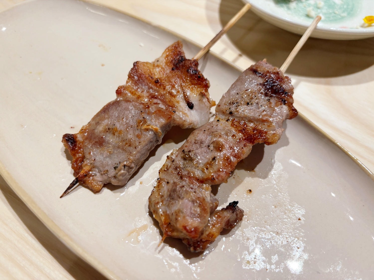 高雄巨蛋「TORI+ 燒鳥專賣店」質感串燒、一雞三十吃！！
