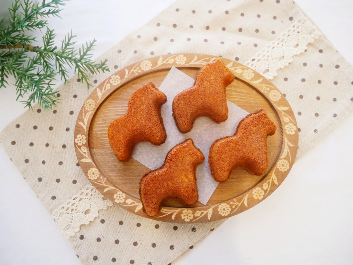 [My Little Kitchen] 新年到「小馬柚子瑪德蓮」馬上吃完。