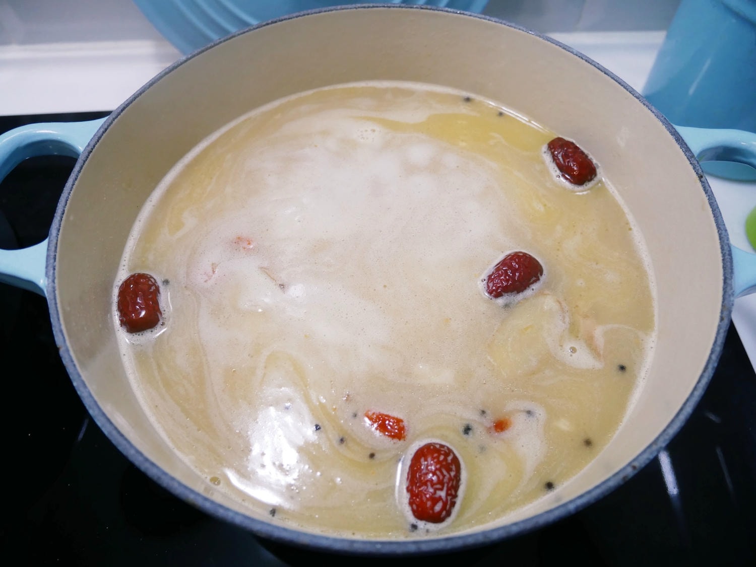 [My Little Kitchen] 好上手「胡椒豬肚湯」濃郁好喝。