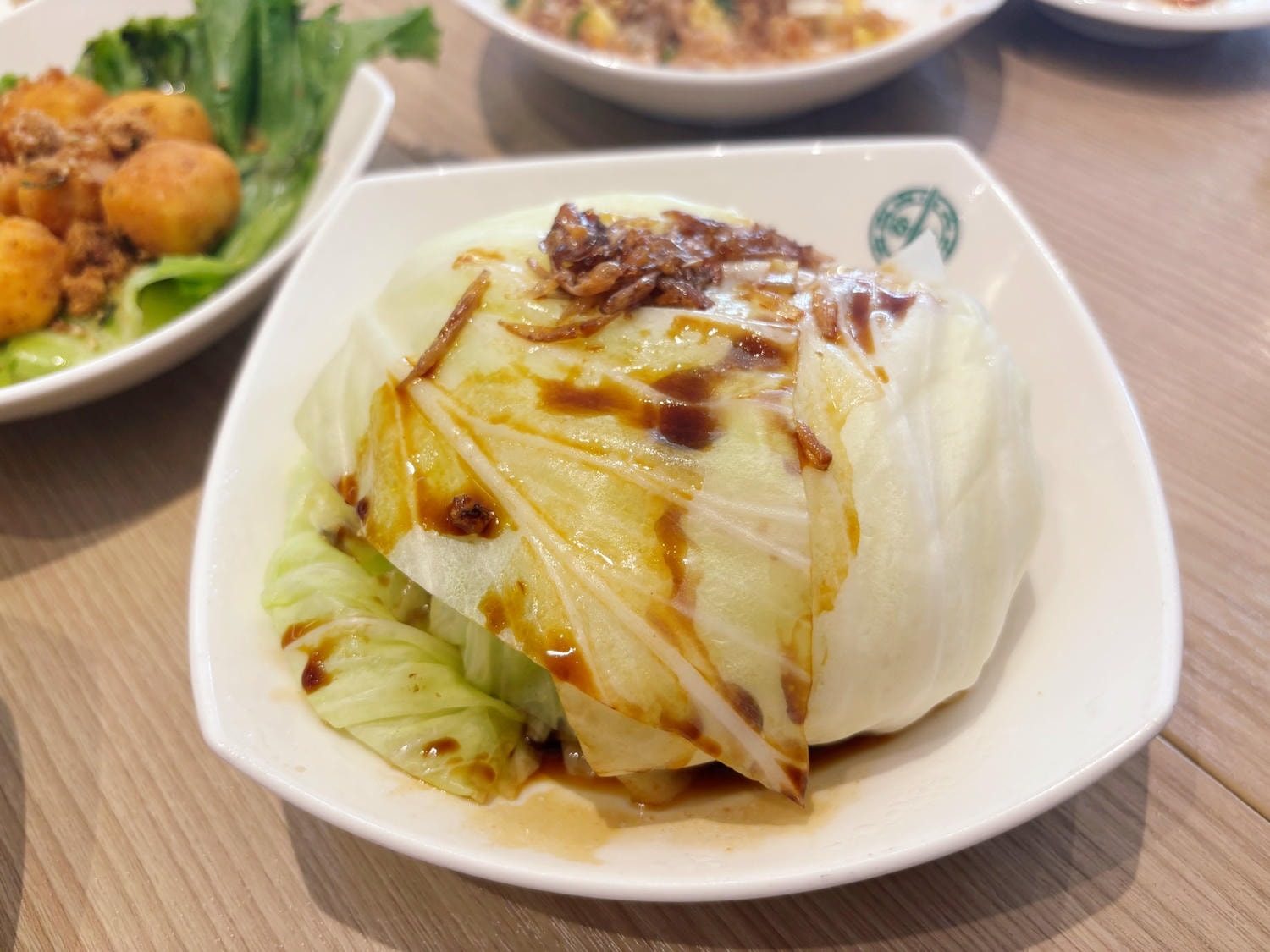 高雄巨蛋「添好運吃到飽」100分鐘點心放題！！
