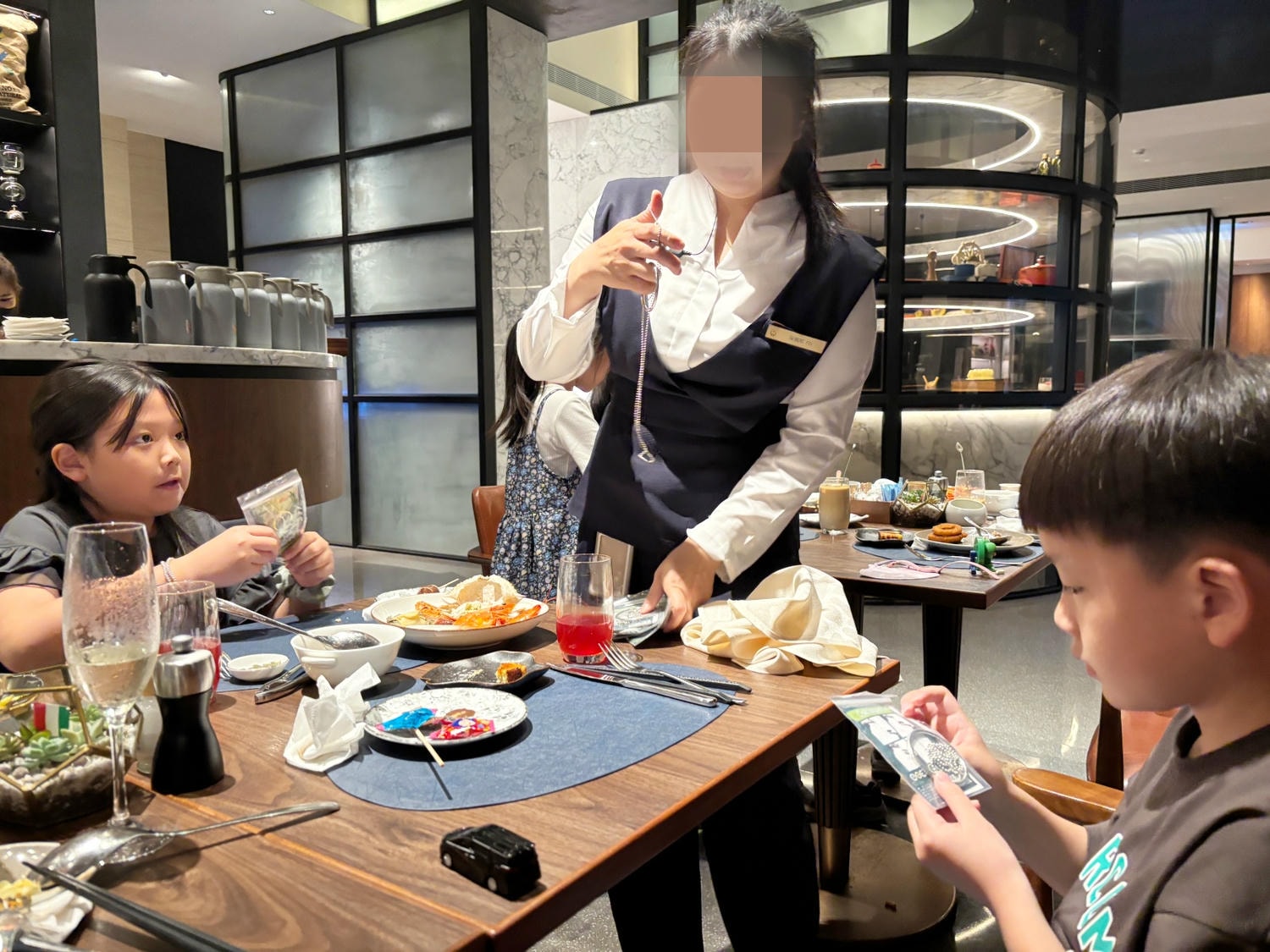 高雄洲際酒店「SEEDS 大地義式餐廳」精緻的假日早午餐。
