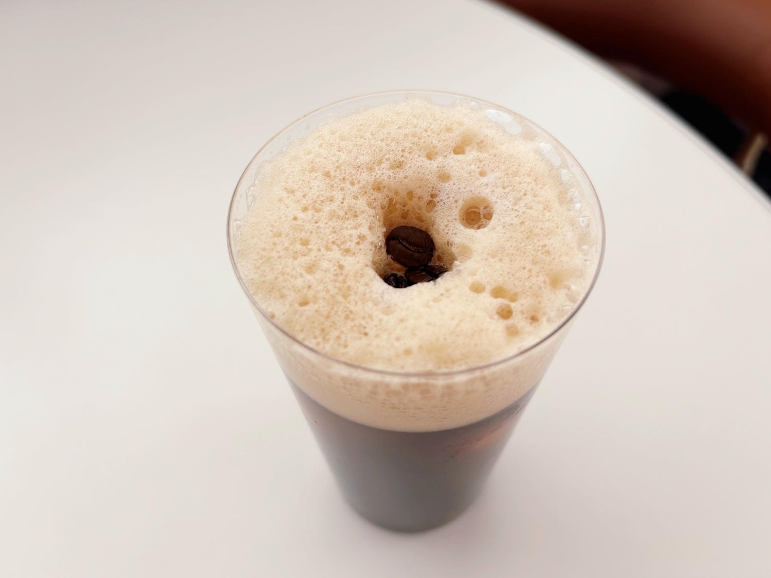 高雄鼓山「Chilldrunk小孩偷呷」復古風的素食餐酒館！！