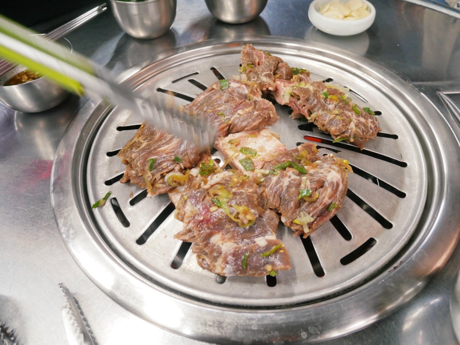 2026年首爾親子遊「站著吃烤肉」正宗新村老店!! - 第9張圖 2026年首爾親子遊「站著吃烤肉」正宗新村老店!!