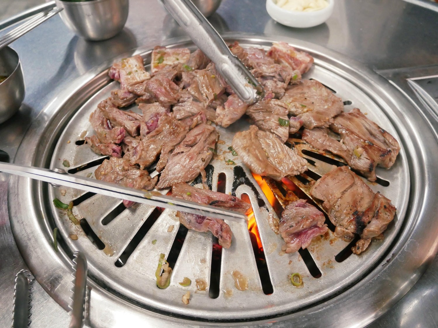 2026年首爾親子遊「站著吃烤肉」正宗新村老店!! - 第11張圖 2026年首爾親子遊「站著吃烤肉」正宗新村老店!!