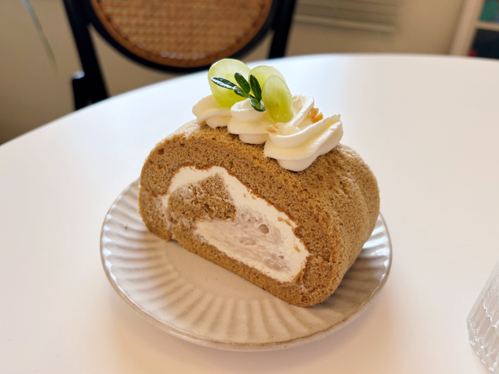 雲林麥寮「HiCo.chiffon海口起風」濟州島奶油黃色調、戚風蛋糕專賣。