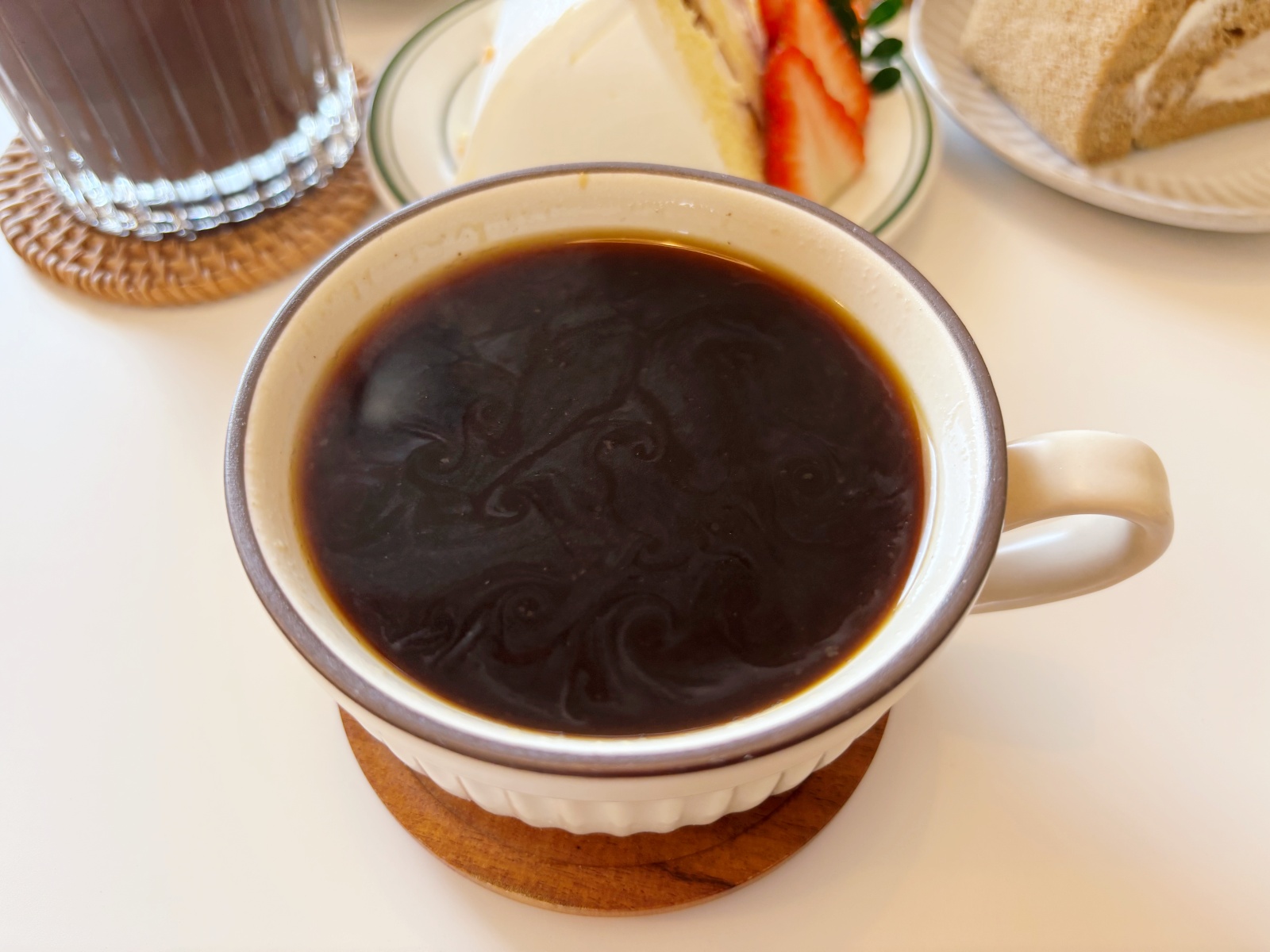 雲林麥寮「HiCo.chiffon海口起風」濟州島奶油黃色調、戚風蛋糕專賣。